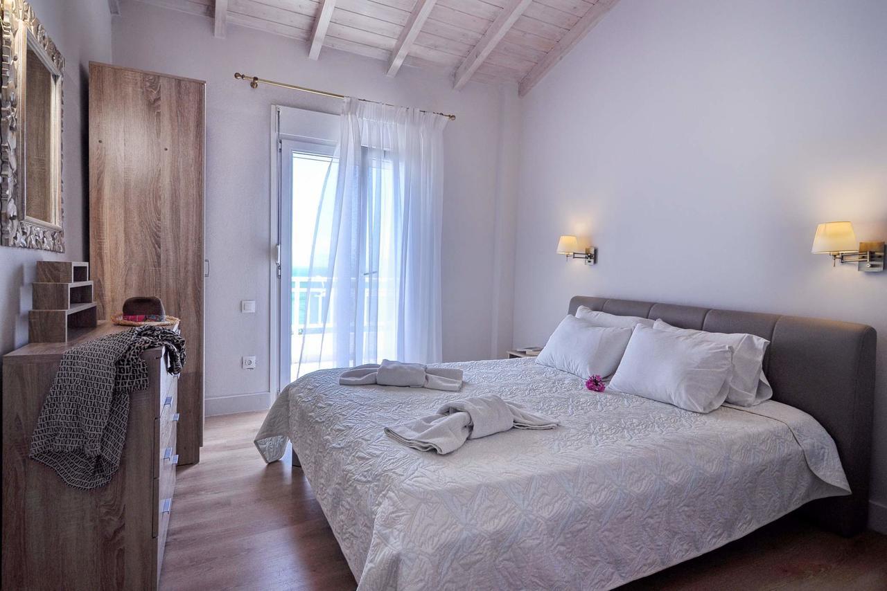 Veroniki Penthouse Deluxe Apartment Agios Ioannis Peristerion Extérieur photo
